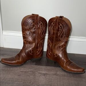 Ariat Brown Leather Cowboy Boots